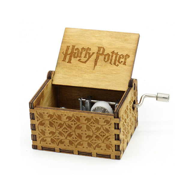 HP HAND ENGRAVED WOODEN MUSIC BOX